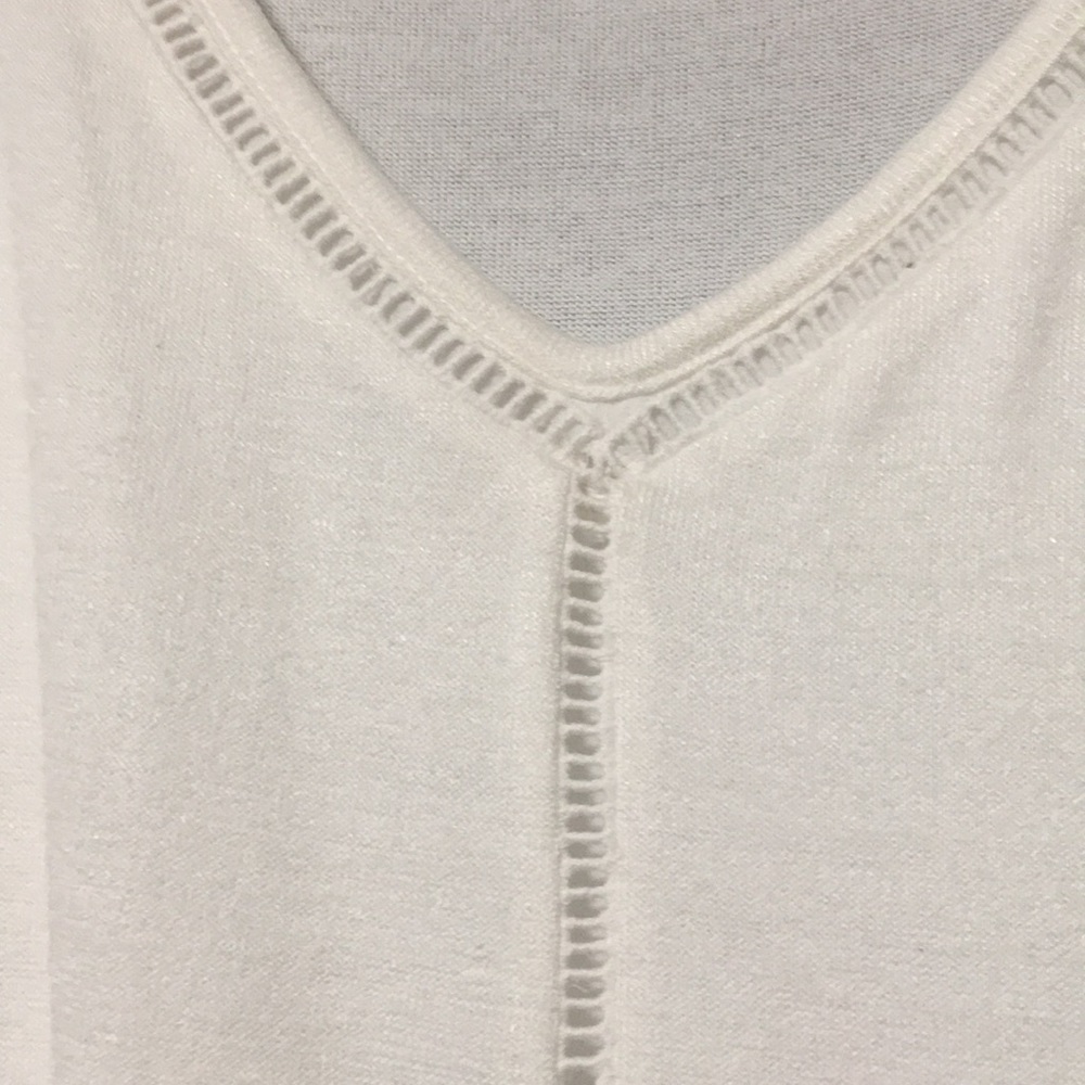 🌸Bundle of two Apt. 9 Sleeveless Tops Size Medium - Picture 5 of 12